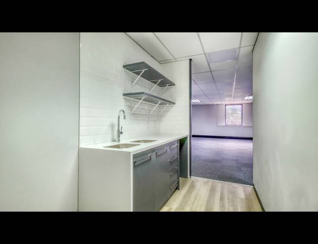200M² BUSINESS CENTRE TO LET IN SANDTON CENTRAL